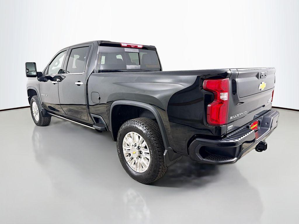 used 2022 Chevrolet Silverado 2500 car, priced at $65,553