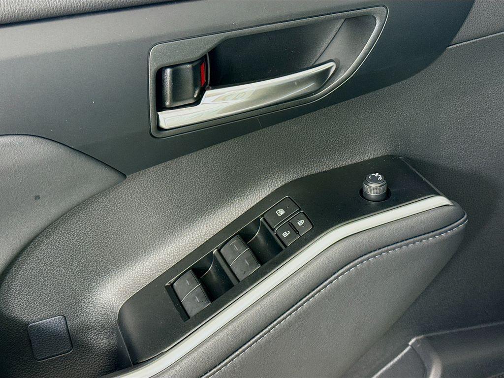 new 2026 Toyota Highlander car, priced at $50,573