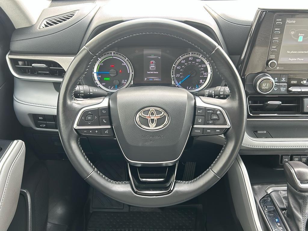 used 2020 Toyota Highlander Hybrid car, priced at $34,900