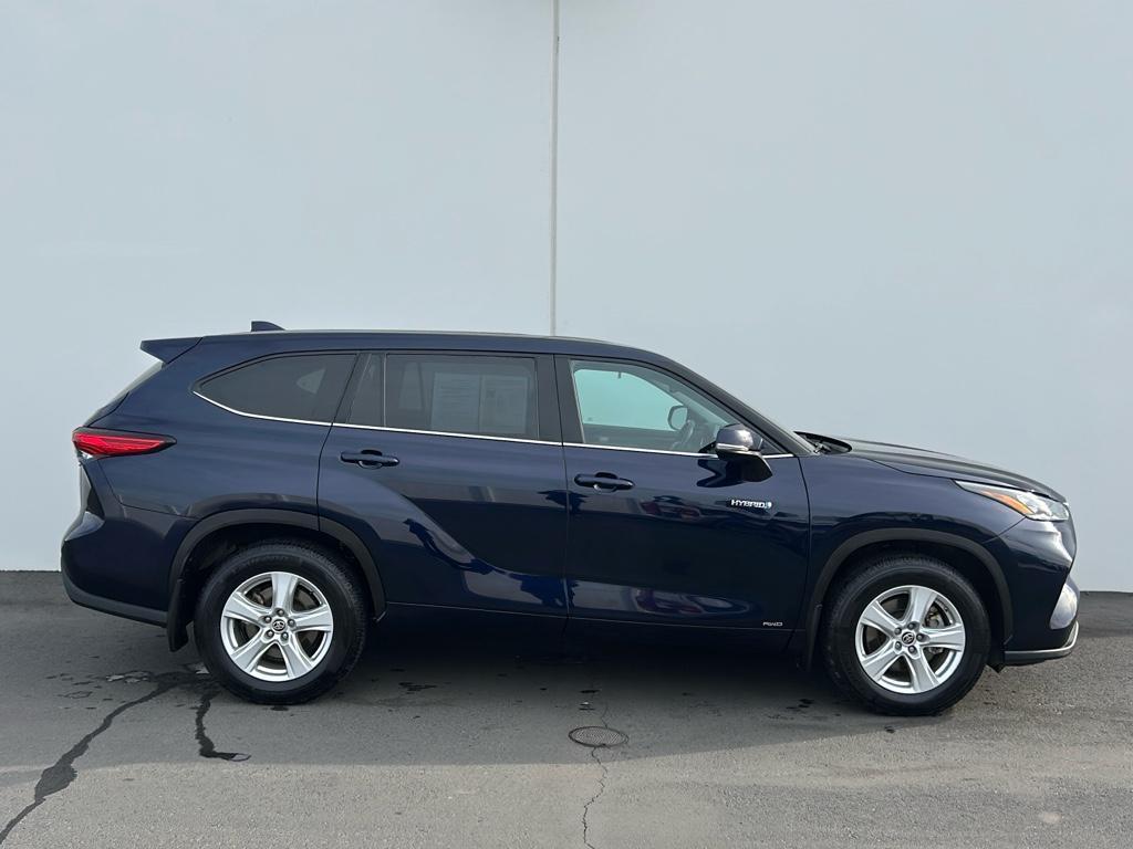 used 2020 Toyota Highlander Hybrid car, priced at $34,900