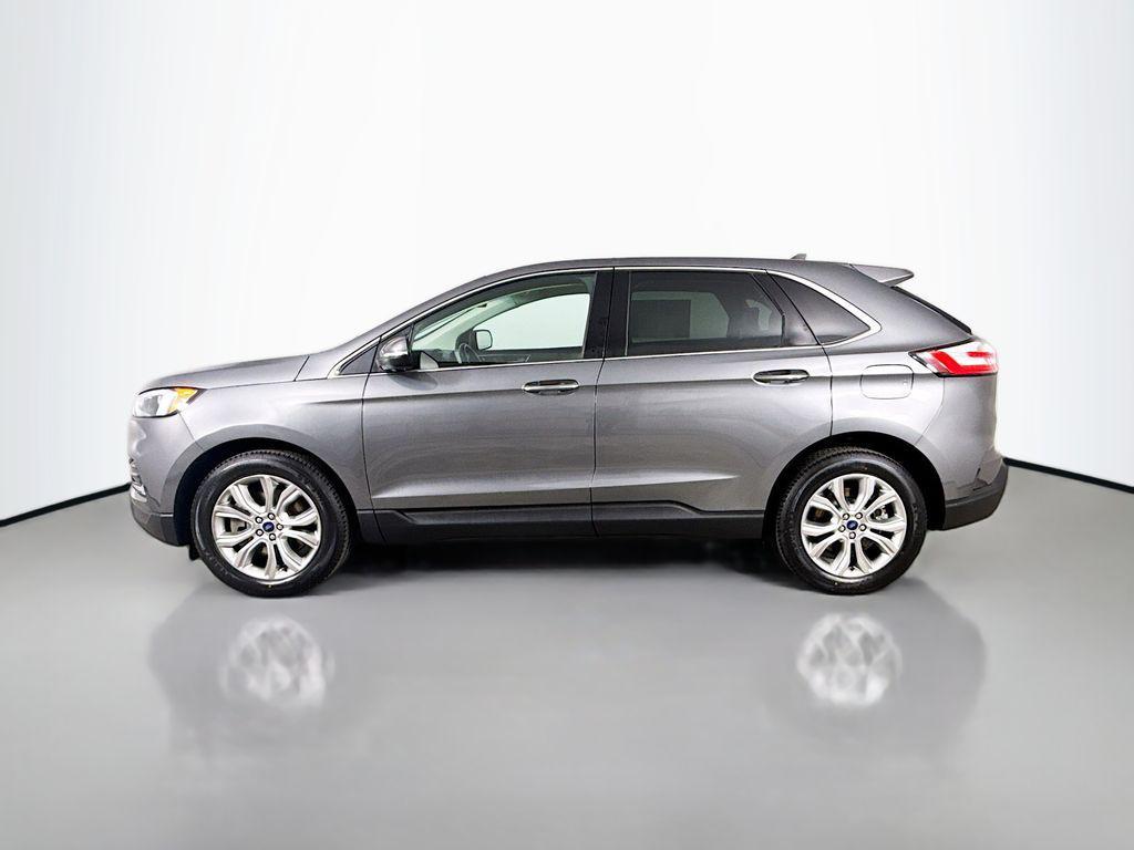 used 2022 Ford Edge car, priced at $22,900