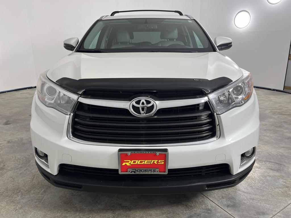 used 2016 Toyota Highlander car, priced at $22,900