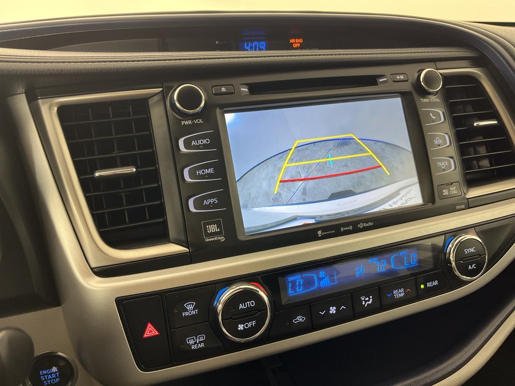 used 2016 Toyota Highlander car, priced at $22,900