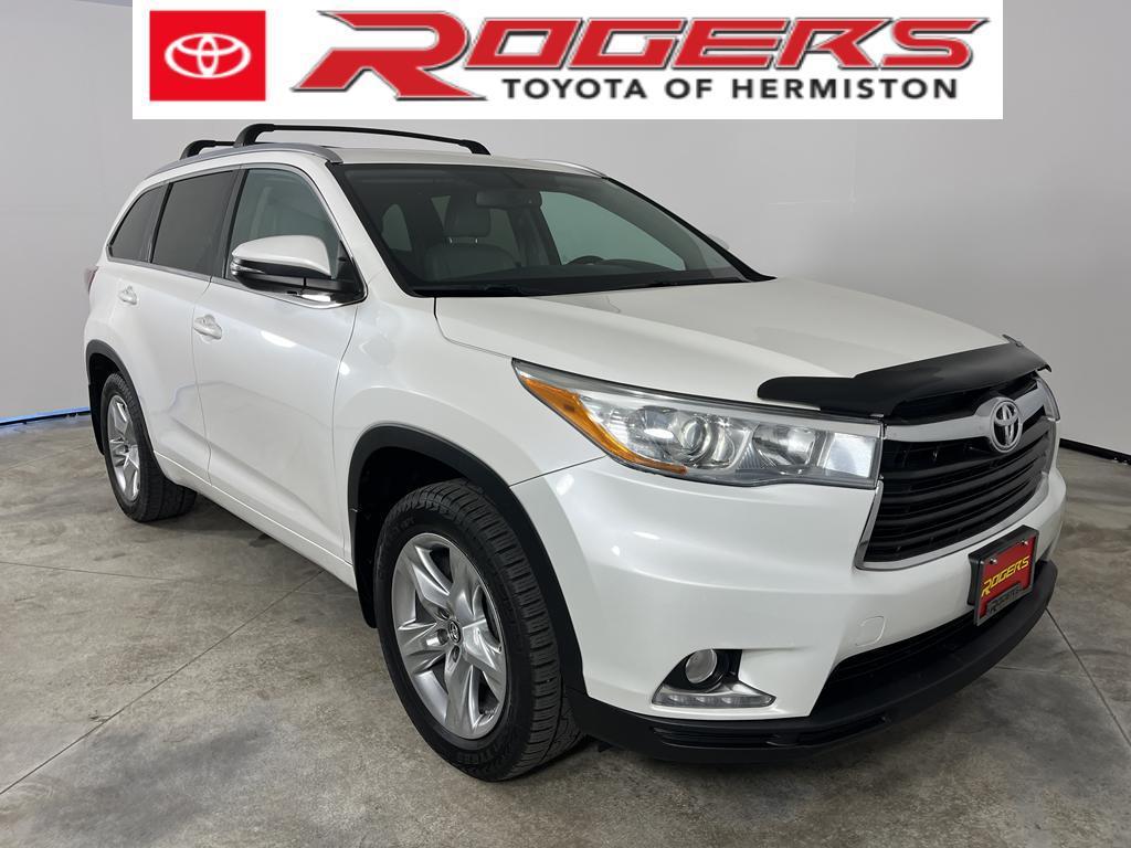 used 2016 Toyota Highlander car, priced at $22,900