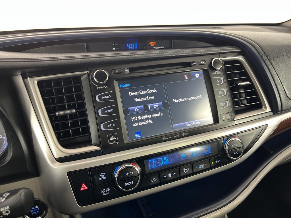 used 2016 Toyota Highlander car, priced at $22,900