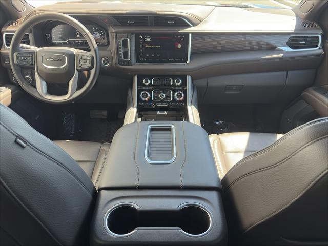 used 2023 GMC Yukon XL car, priced at $71,900