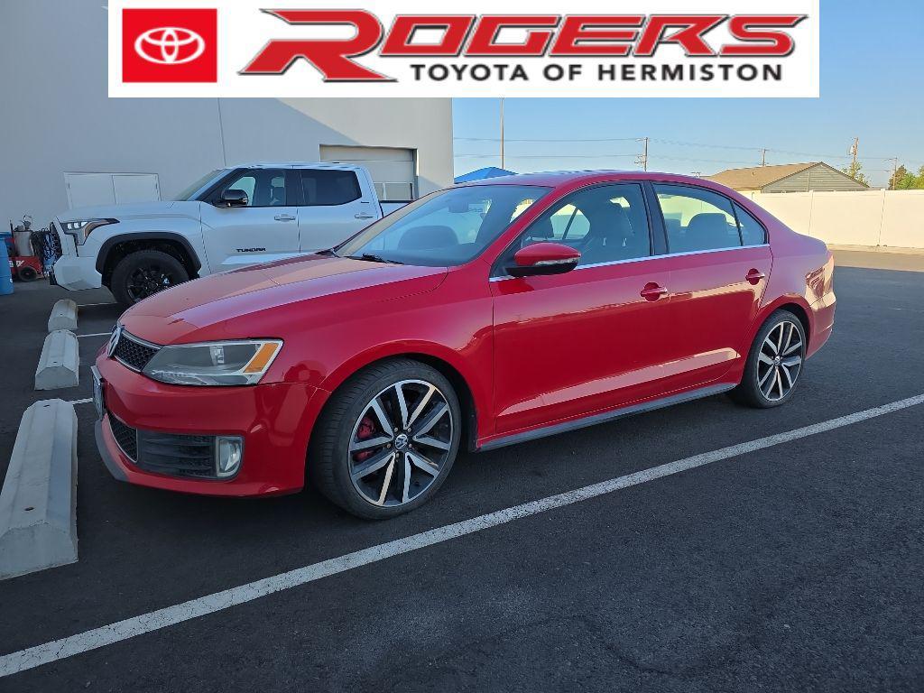 used 2014 Volkswagen Jetta car, priced at $10,000