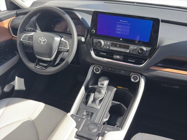 new 2025 Toyota Grand Highlander car, priced at $52,813