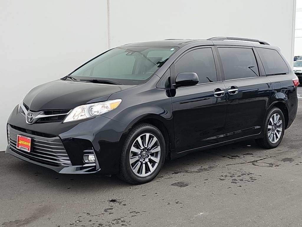 used 2020 Toyota Sienna car, priced at $39,900