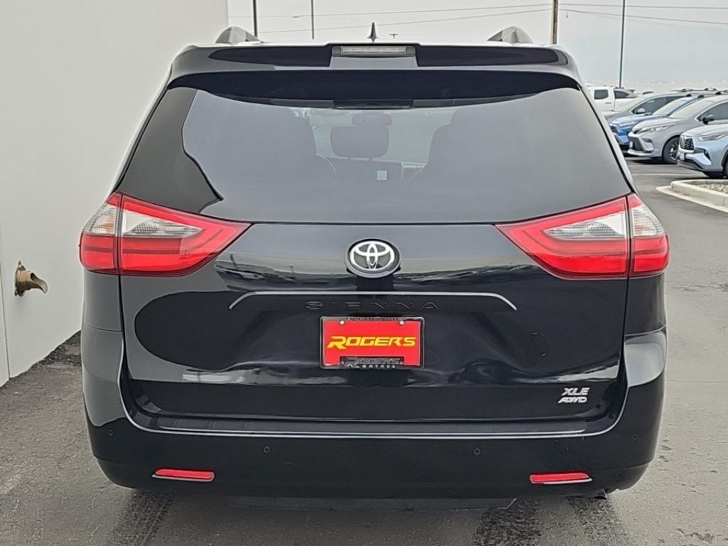 used 2020 Toyota Sienna car, priced at $39,900