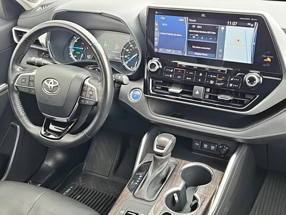 used 2021 Toyota Highlander Hybrid car, priced at $45,900