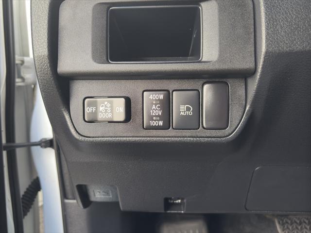 used 2018 Toyota Tacoma car, priced at $34,783