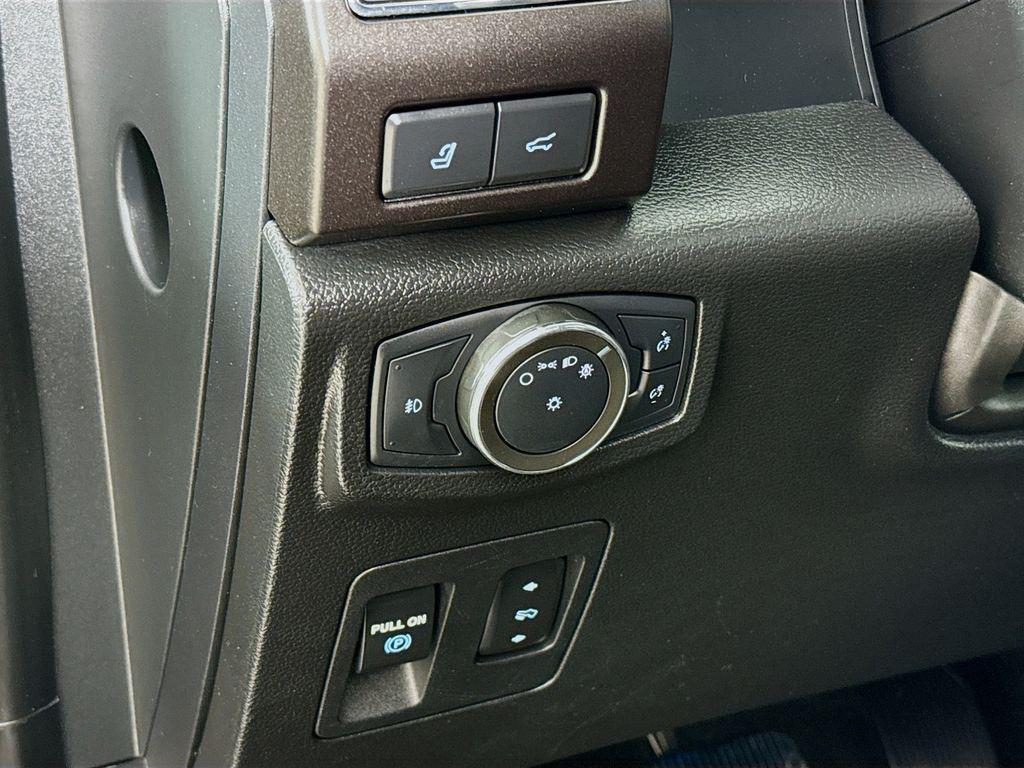 used 2020 Ford Expedition car, priced at $37,900