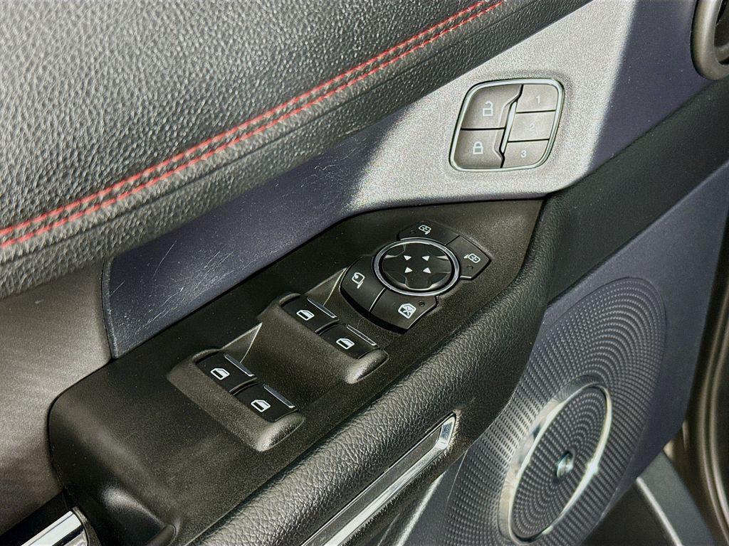 used 2020 Ford Expedition car, priced at $37,900