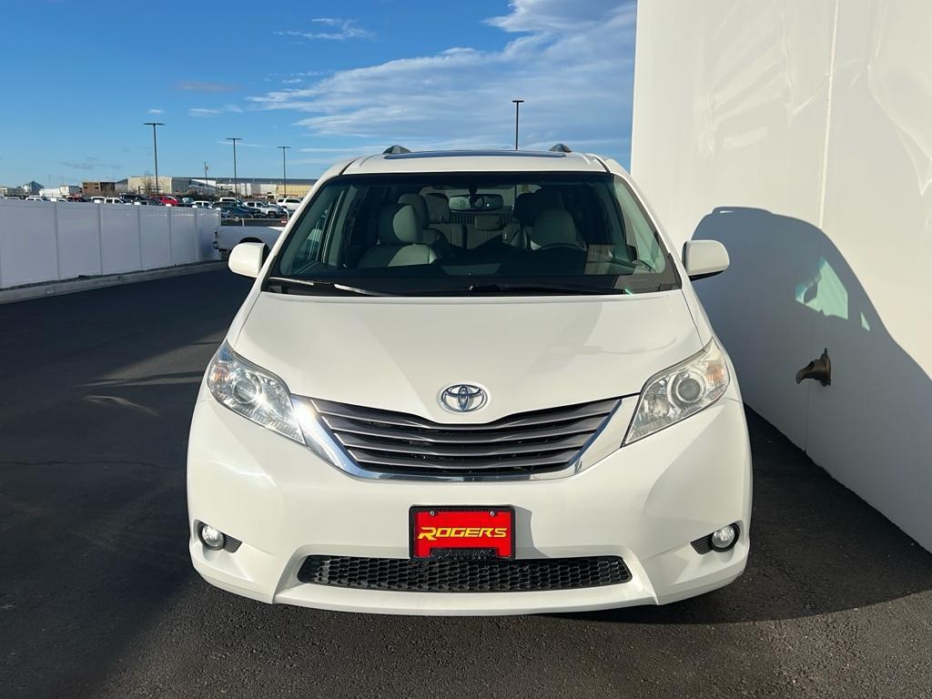 used 2016 Toyota Sienna car, priced at $20,900