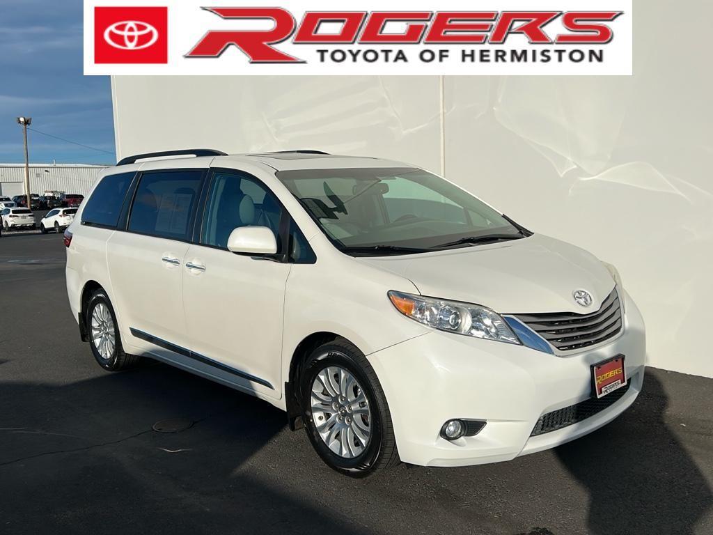 used 2016 Toyota Sienna car, priced at $20,900