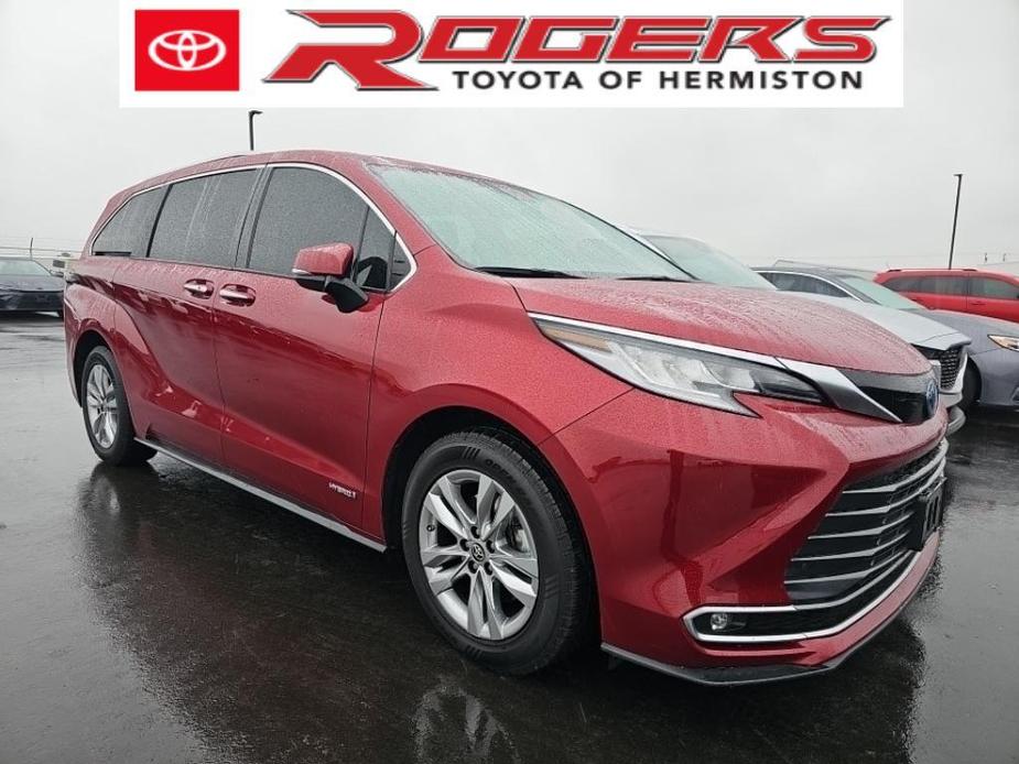 used 2021 Toyota Sienna car, priced at $44,900