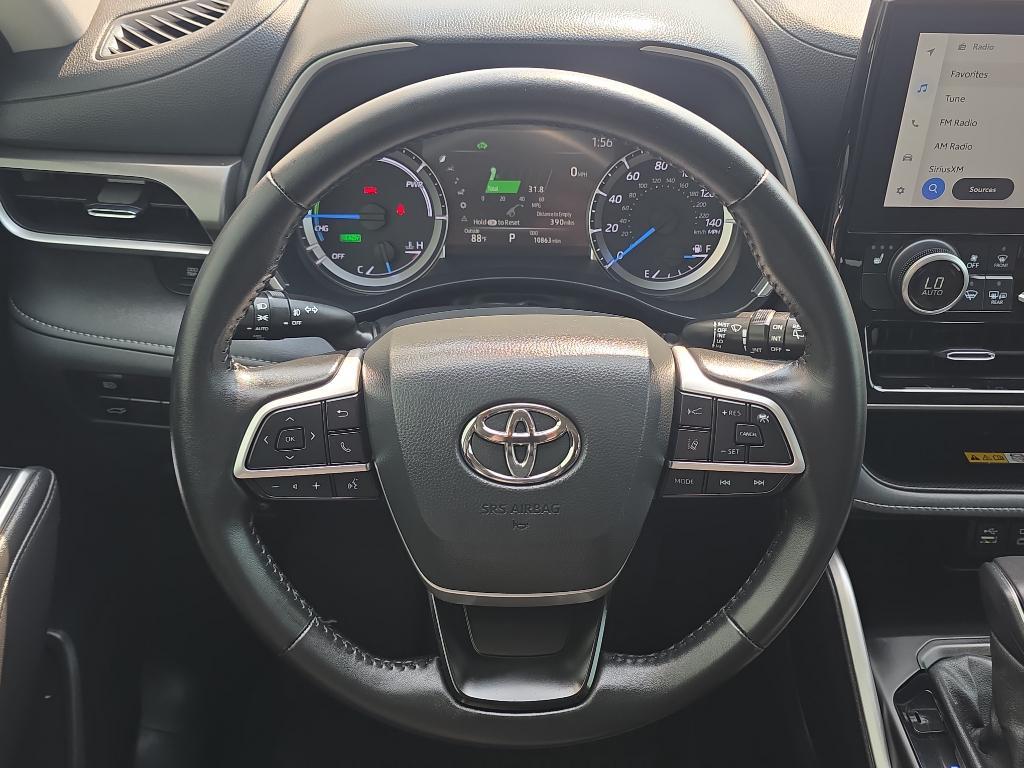 used 2024 Toyota Highlander Hybrid car, priced at $49,999