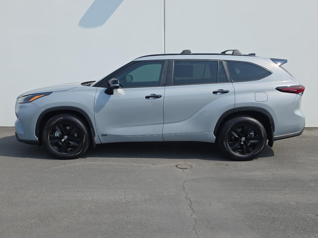 used 2024 Toyota Highlander Hybrid car, priced at $49,999