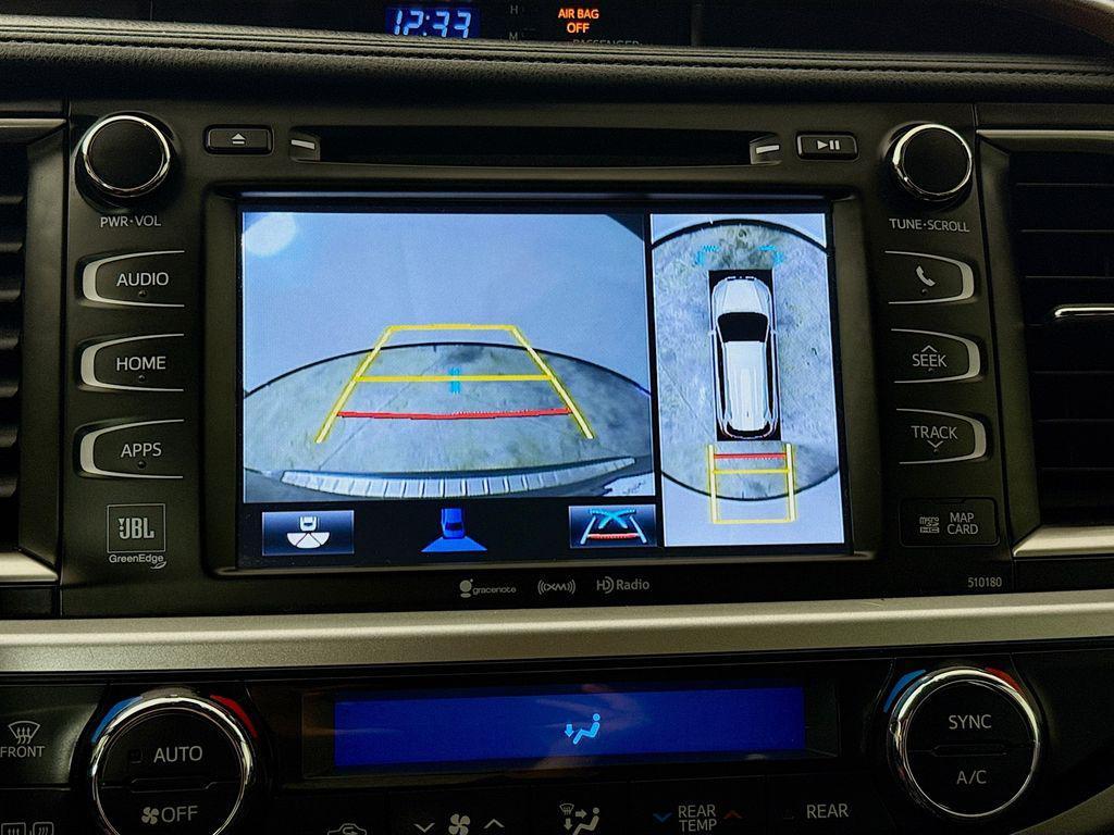 used 2018 Toyota Highlander car, priced at $24,900