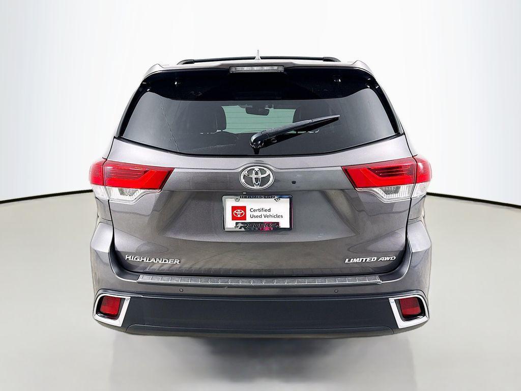 used 2018 Toyota Highlander car, priced at $24,900