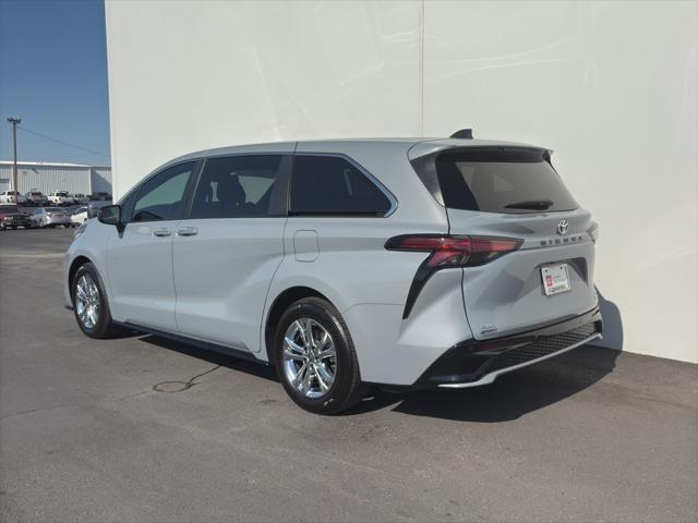 used 2023 Toyota Sienna car, priced at $51,900