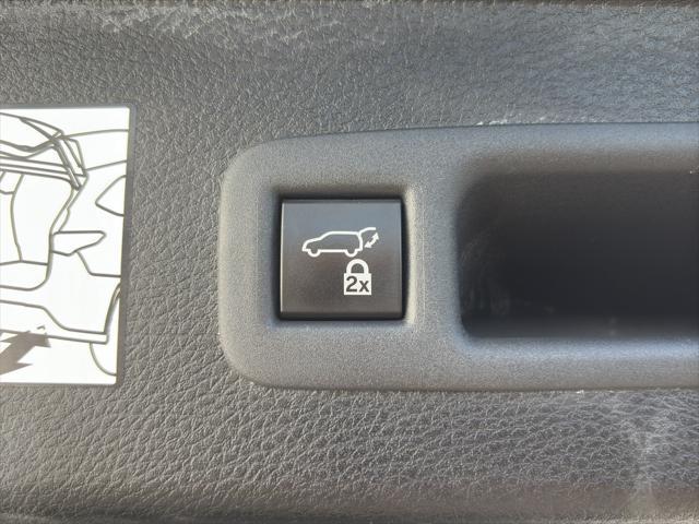 used 2023 Toyota Sienna car, priced at $51,900