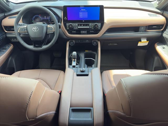 new 2025 Toyota Grand Highlander Hybrid car, priced at $61,533