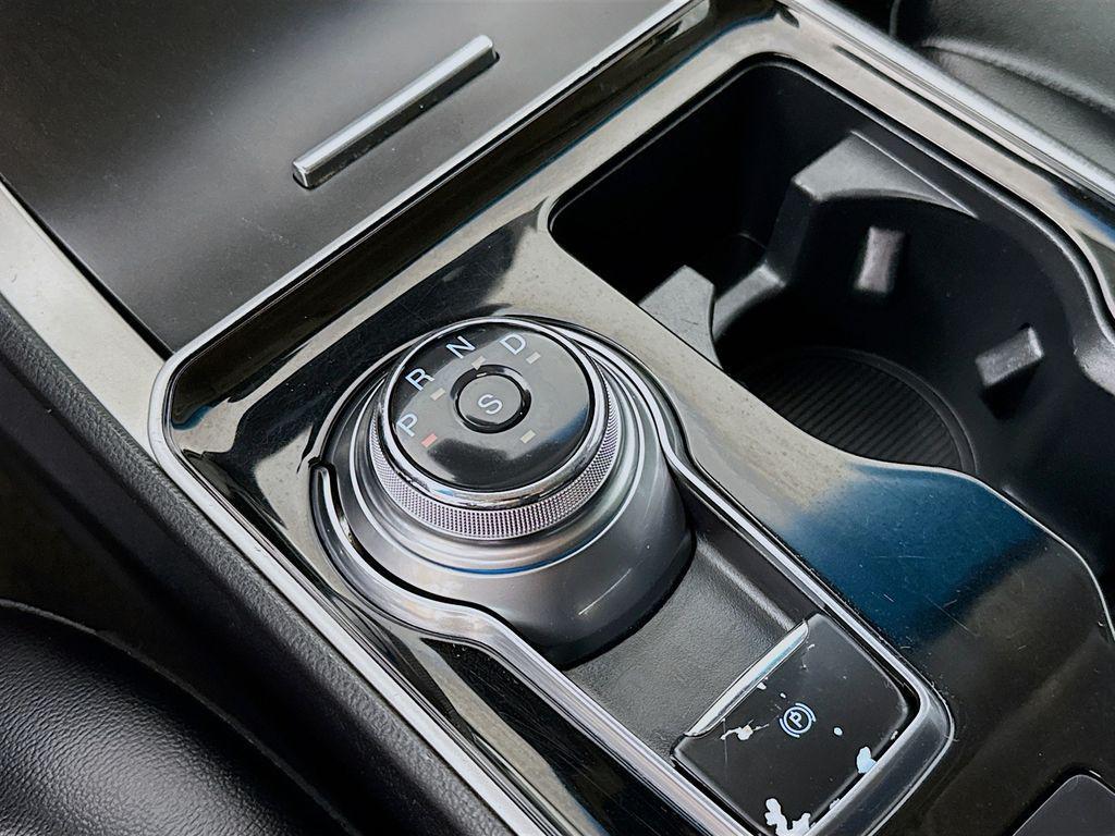 used 2020 Ford Edge car, priced at $14,900