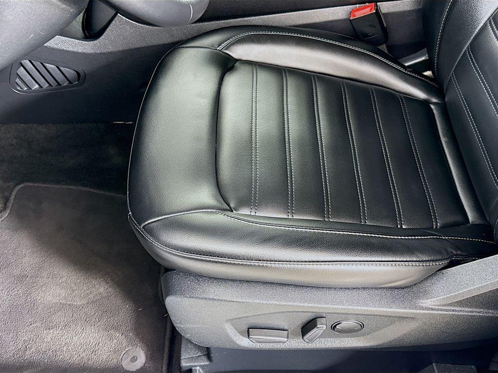 used 2020 Ford Edge car, priced at $14,900