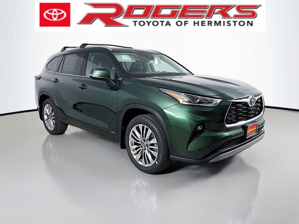 new 2025 Toyota Highlander Hybrid car, priced at $55,077