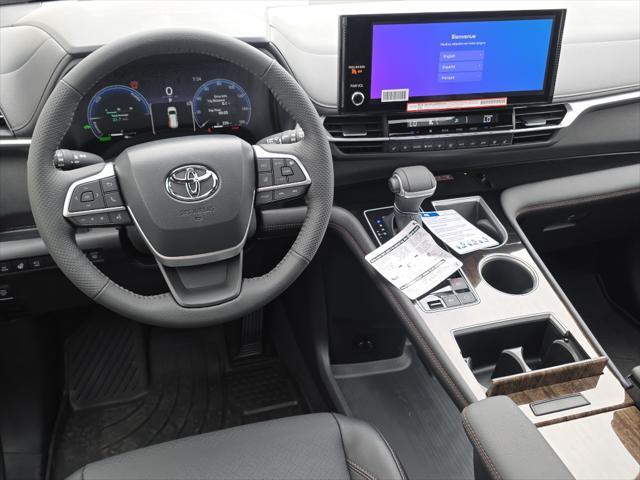 new 2025 Toyota Sienna car, priced at $61,604
