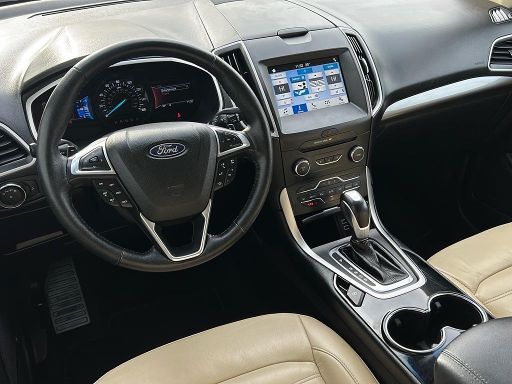 used 2018 Ford Edge car, priced at $18,900