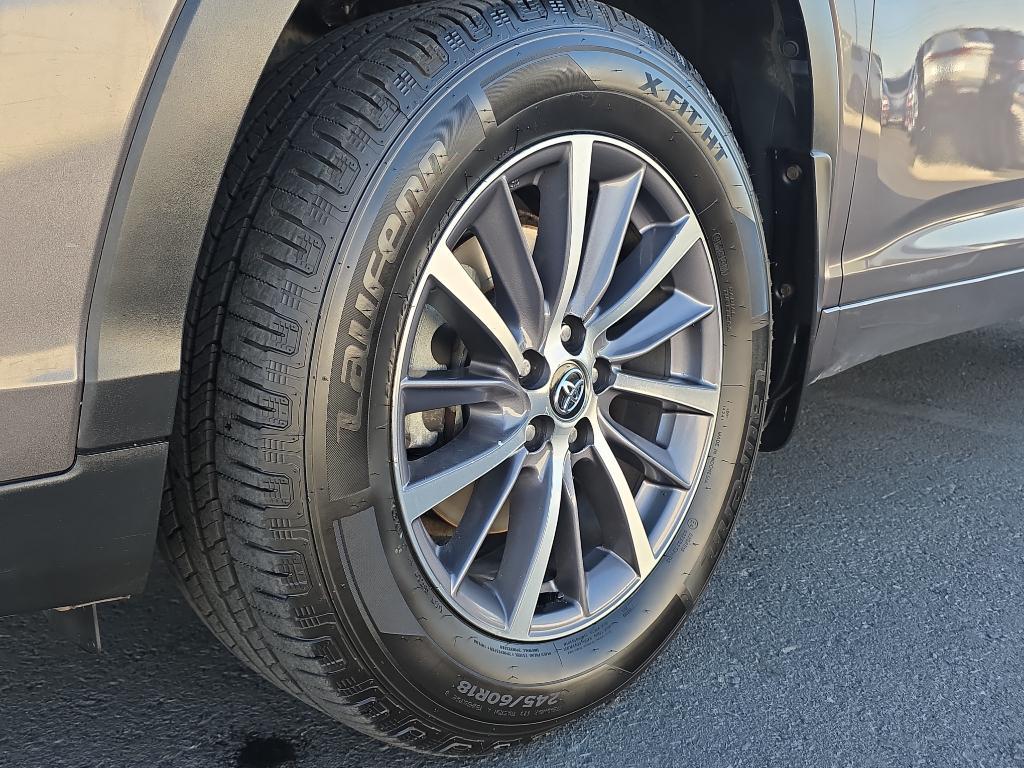 used 2017 Toyota Highlander car, priced at $21,444