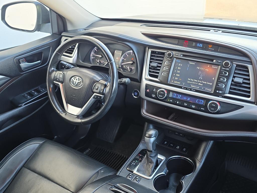 used 2017 Toyota Highlander car, priced at $21,444
