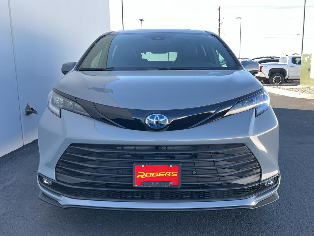 new 2025 Toyota Sienna car, priced at $50,715