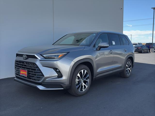 new 2025 Toyota Grand Highlander Hybrid car, priced at $59,873