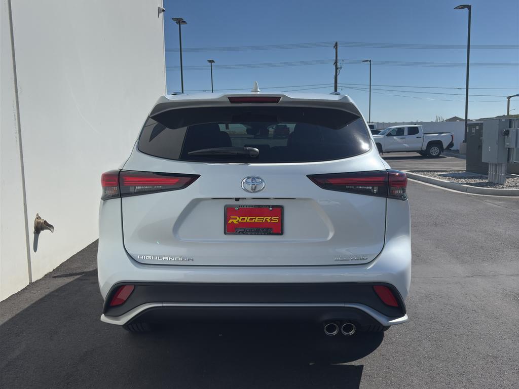 new 2025 Toyota Highlander car, priced at $50,863