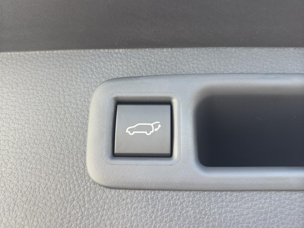 new 2025 Toyota Highlander car, priced at $50,863