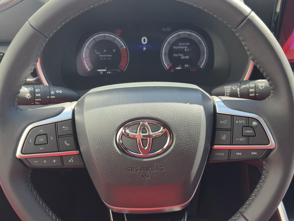 new 2025 Toyota Highlander car, priced at $50,863