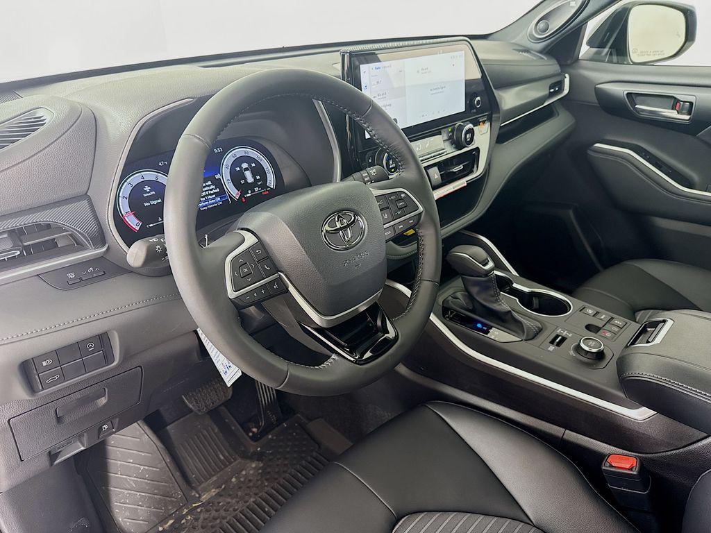 new 2026 Toyota Highlander car, priced at $52,048