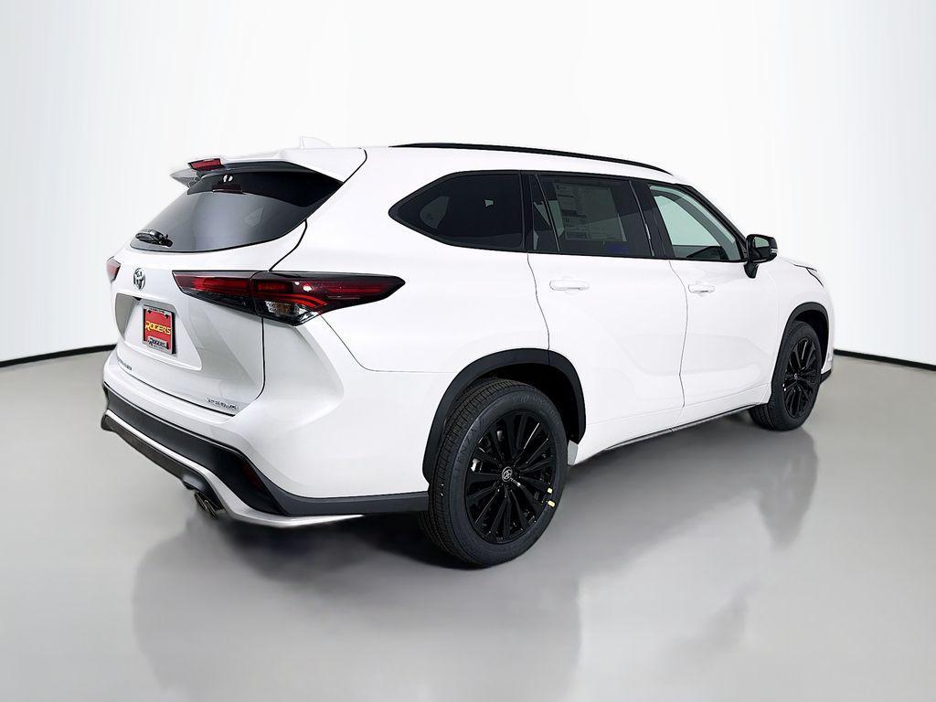 new 2026 Toyota Highlander car, priced at $51,073