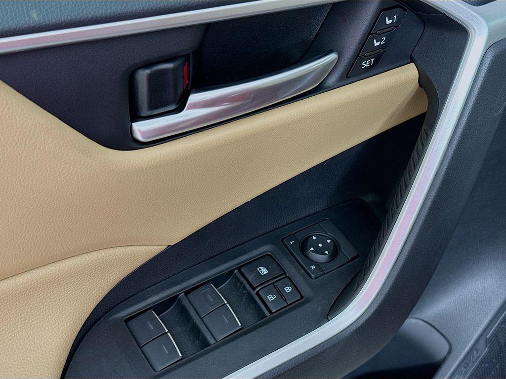 new 2025 Toyota RAV4 car, priced at $40,759