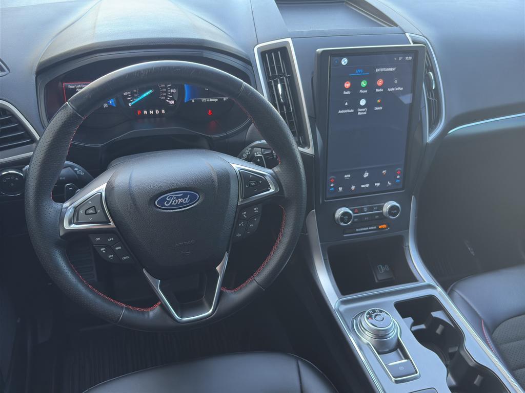 used 2022 Ford Edge car, priced at $31,900