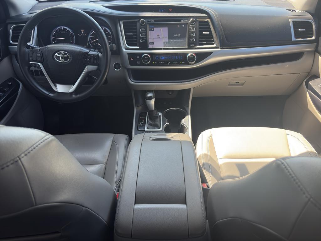 used 2016 Toyota Highlander car, priced at $19,999