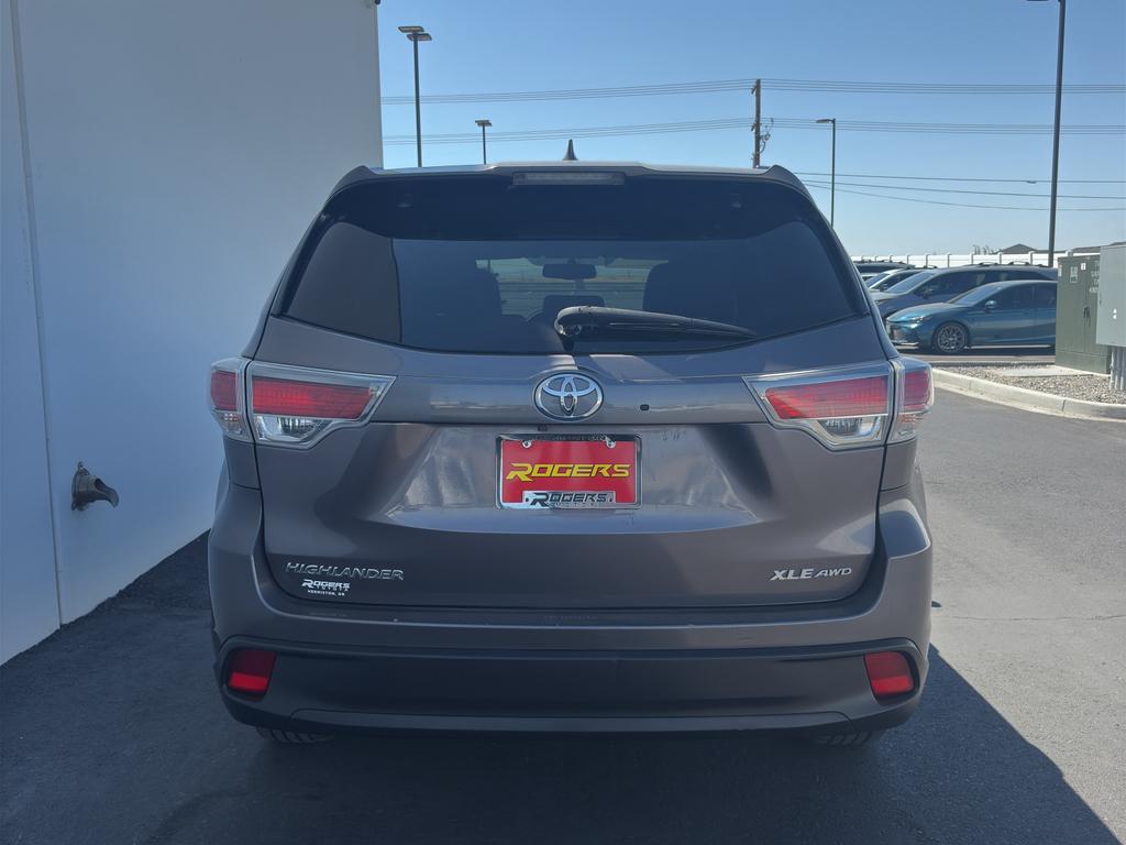 used 2016 Toyota Highlander car, priced at $19,999