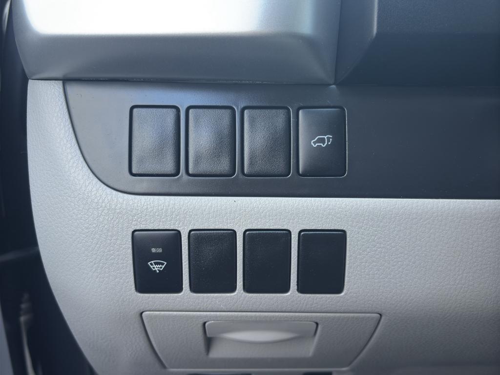 used 2016 Toyota Highlander car, priced at $19,999