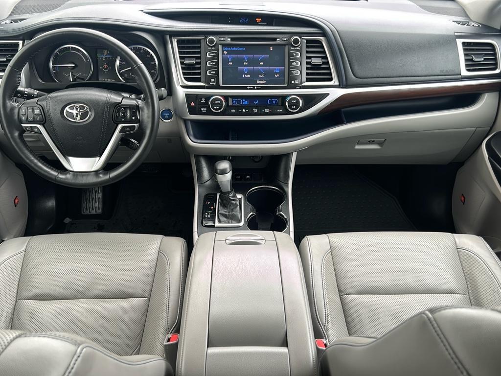 used 2015 Toyota Highlander Hybrid car, priced at $24,900