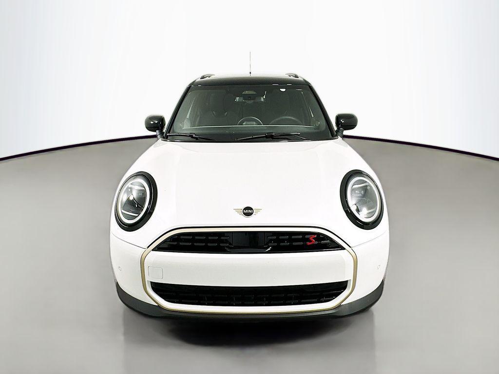 used 2025 MINI Hardtop car, priced at $34,500