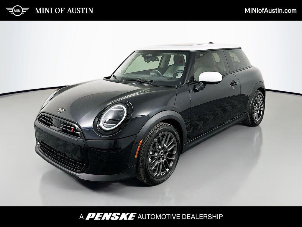 used 2025 MINI Hardtop car, priced at $31,500